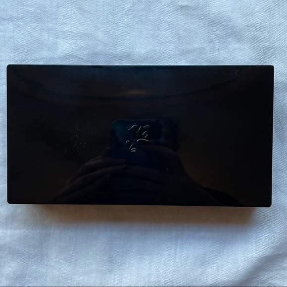 Lancôme A Parisian Wanderlust Eye and Face Palette - Picture 3 of 7